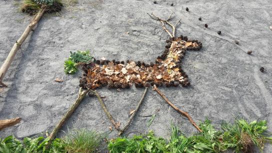 Waldkunst am Steinrodsee +++ Kunst? darüber lässt sich bekanntlich streiten!