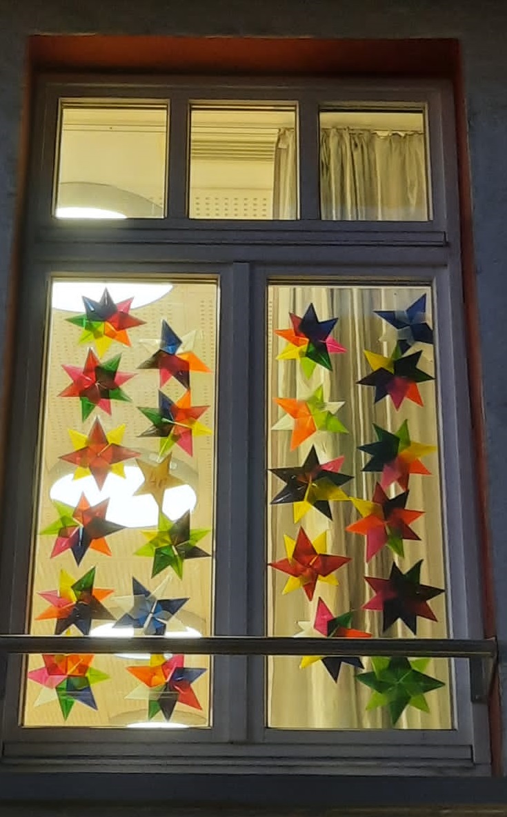 Adventsfenster der Klasse 4c